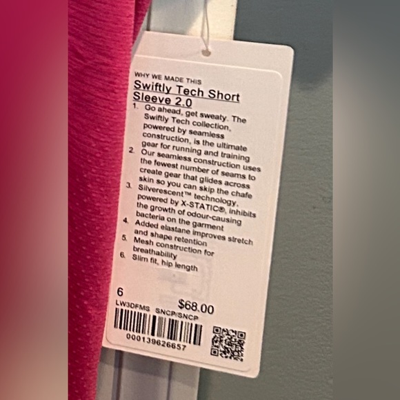 New with tags Lululemon tshirt - Picture 4 of 4